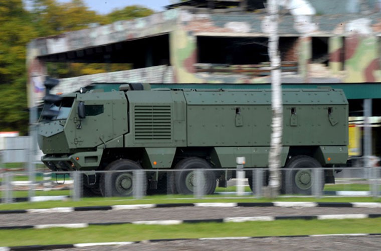 An tuong dan “ngua sat” Kamaz-Nga tren moi dia hinh-Hinh-10